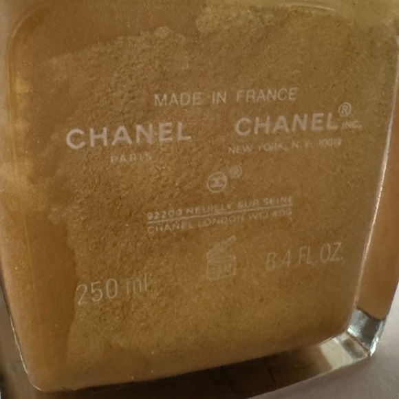Chanel Les Beiges Illuminating Oil Face, Body, And Hair | Shimmering Veil - Picture 5 of 8